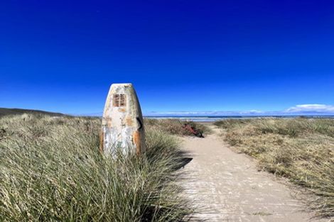 Photo of property in 73 Shoal Beach Road, Aramoana, Omakere, 4271