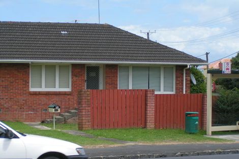 Photo of property in 1/293 Lake Road, Hauraki, Auckland, 0622