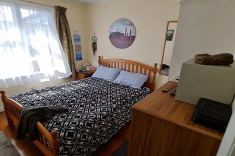 Photo of property in 84 Wakefield Street, Westport, 7825