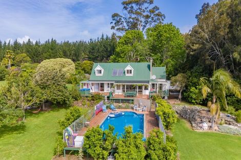 Photo of property in 98 Edmonds Road, Kerikeri, 0293