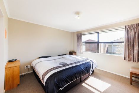 Photo of property in 14 Orlando Way, Kelvin Grove, Palmerston North, 4414
