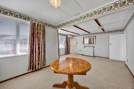 Photo of property in 8 Essex Street, Stratford, 4332