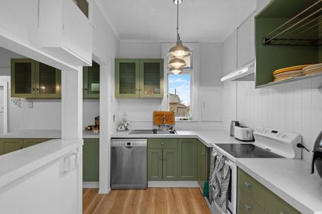 Photo of property in 19 Don Street, Oamaru North, Oamaru, 9400