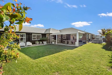 Photo of property in 117 Palm Springs Boulevard, Papamoa Beach, Papamoa, 3118