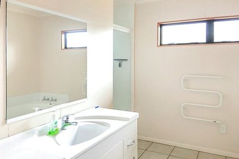 Photo of property in 155a Gloucester Street, Taradale, Napier, 4112