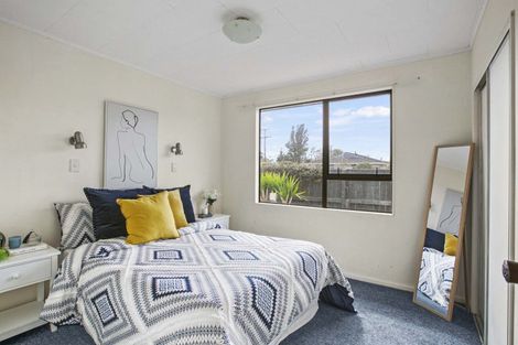Photo of property in 178 Mangorei Road, Merrilands, New Plymouth, 4312