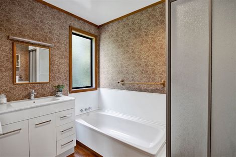 Photo of property in 63a Arundel Crescent, Westown, New Plymouth, 4310