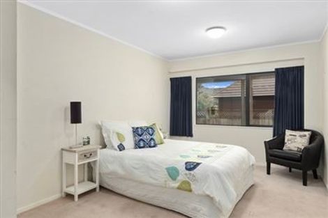 Photo of property in 2/14 Duncan Street, Tawa, Wellington, 5028