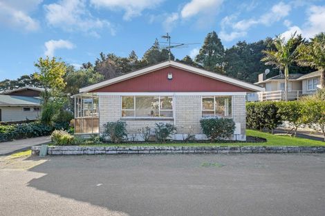 Photo of property in 3a Walpole Avenue, Hillpark, Auckland, 2102