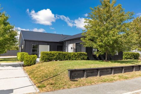 Photo of property in 15 Alice Burn Drive, Luggate, Wanaka, 9383
