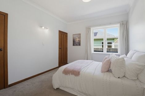 Photo of property in 15 Godley Street, Waterloo, Lower Hutt, 5011