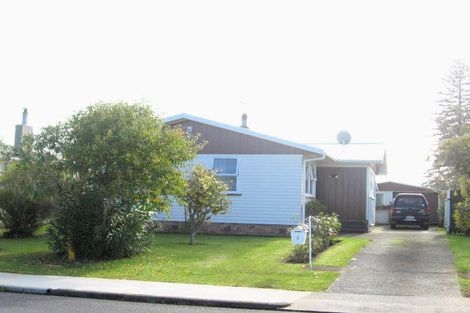 Photo of property in 3 Eddowes Street, Manurewa, Auckland, 2102