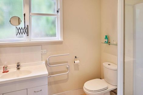 Photo of property in 24 Hollies Crescent, Johnsonville, Wellington, 6037