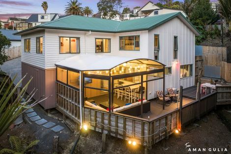 Photo of property in 322b Glenfield Road, Glenfield, Auckland, 0629