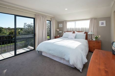 Photo of property in 1/27 Kellaway Drive, East Tamaki, Auckland, 2013