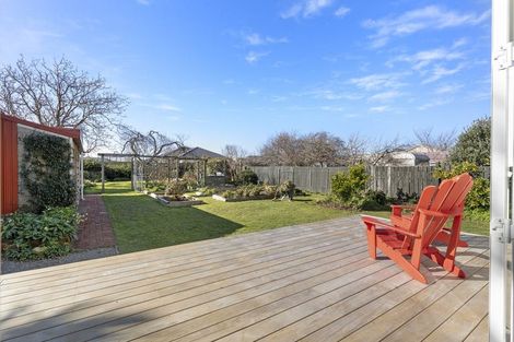 Photo of property in 68 Kent Street, Carterton, 5713