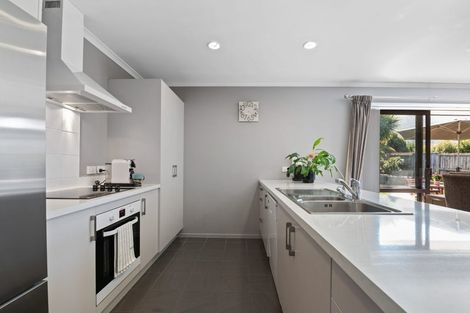 Photo of property in 39 Hamon Place, Pukehangi, Rotorua, 3015