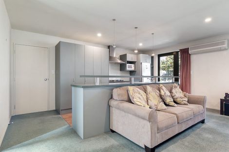 Photo of property in 75 Sarabande Avenue, Redwood, Christchurch, 8051