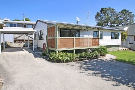 Photo of property in 183a Waitaha Road, Welcome Bay, Tauranga, 3112
