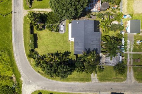 Photo of property in 6 Mere Street, Tokomaru Bay, 4079