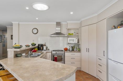 Photo of property in 12 Waterside Drive, Pyes Pa, Tauranga, 3112