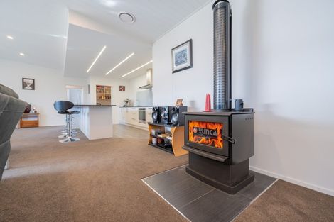 Photo of property in 64 Rodeo Drive, Te Anau, 9600