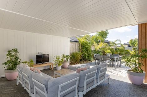 Photo of property in 117 Coast Boulevard, Papamoa Beach, Papamoa, 3118