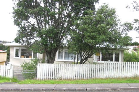 Photo of property in 9 Fordham Street, Beach Haven, Auckland, 0626