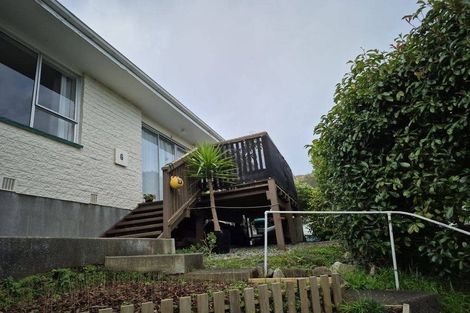 Photo of property in 6/94 Oxford Street, Lyttelton, 8082