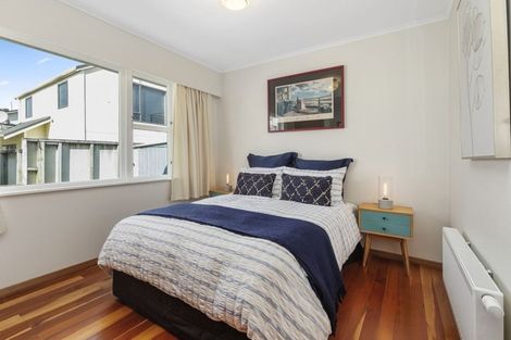 Photo of property in 28 Rotherham Terrace, Miramar, Wellington, 6022