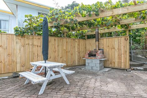 Photo of property in 974 Thames Coast Sh25 Road, Kereta, Thames, 3575