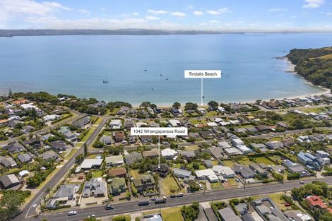 Photo of property in 1042 Whangaparaoa Road, Tindalls Beach, Whangaparaoa, 0930