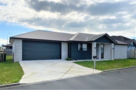 Photo of property in 13 Derwent Place, Flagstaff, Hamilton, 3210