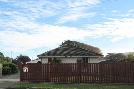 Photo of property in 106 Bridge Street, New Brighton, Christchurch, 8061