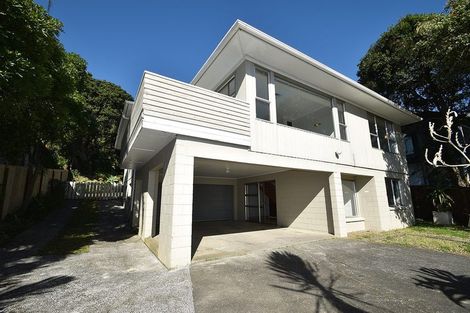 Photo of property in 24 Domain Crescent, Muriwai, Waimauku, 0881