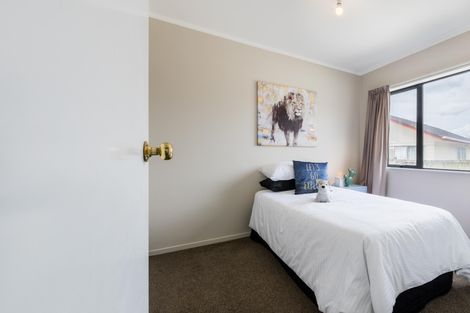 Photo of property in 105a Moire Road, West Harbour, Auckland, 0618