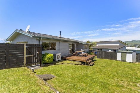Photo of property in 62 Desert Gold Street, Ascot Park, Porirua, 5024