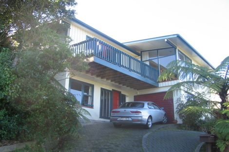 Photo of property in 30 Pekanga Road, Normandale, Lower Hutt, 5010