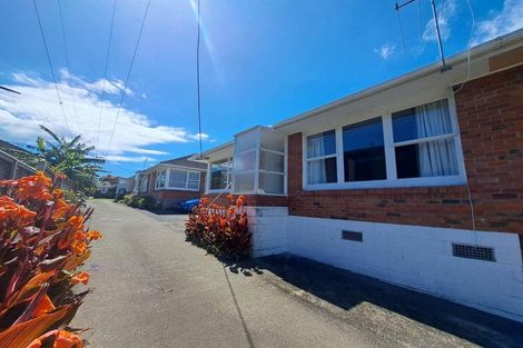 Photo of property in 3/87 Lake Road, Belmont, Auckland, 0622