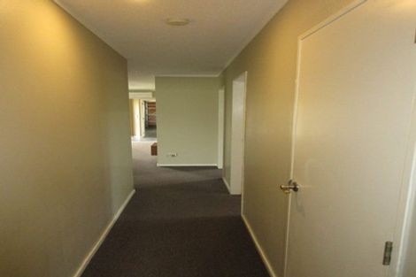 Photo of property in 22 Saint James Court, Paraparaumu, 5032
