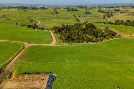 Photo of property in 1047 Awhitu Road, Pollok, 2683