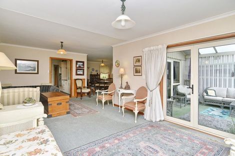 Photo of property in 112 Kippenberger Avenue, Rangiora, 7400