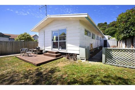 Photo of property in 2/184 Tahunanui Drive, Tahunanui, Nelson, 7011