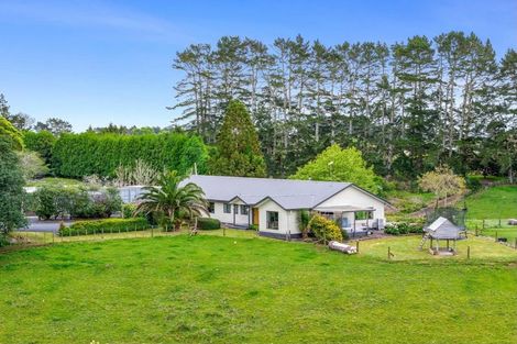 Photo of property in 90 Fahey Road, Bombay, 2675