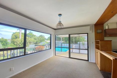 Photo of property in 43 O'halloran Road, Howick, Auckland, 2014