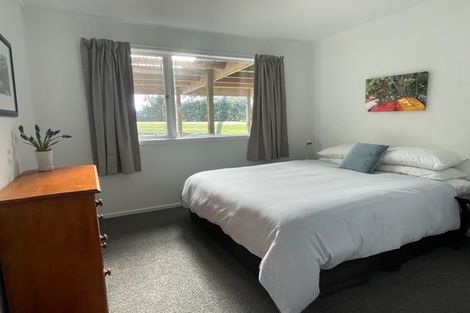 Photo of property in 1024 Takatu Road, Tawharanui Peninsula, Matakana, 0986