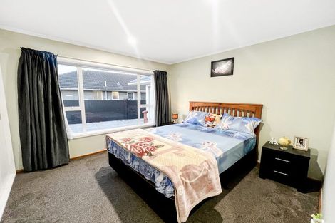 Photo of property in 32 Dunstan Crescent, Hornby, Christchurch, 8042