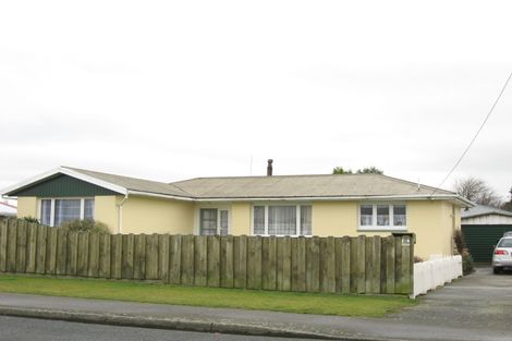 Photo of property in 170 Mcquarrie Street, Kingswell, Invercargill, 9812