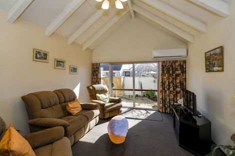 Photo of property in 56d Oxford Street, South Dunedin, Dunedin, 9012