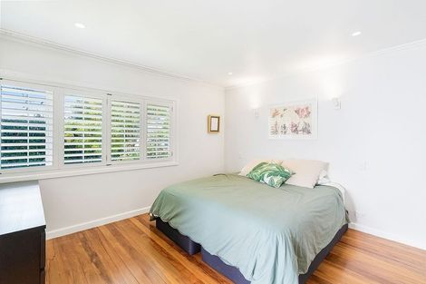 Photo of property in 35 Avondale Road, Avondale, Auckland, 1026